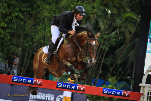 Zé Roberto triunfa no GP Longines no Rio