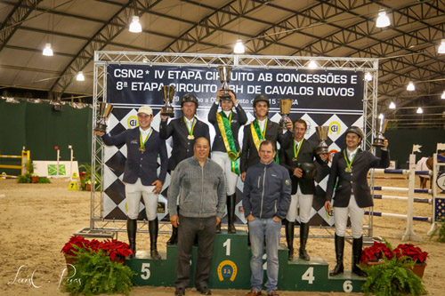 Show de Lívia Neves e Estoril na Copa Ouro do Indoor em Santo Amaro