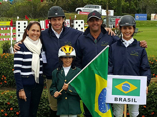 Henrique defende o Brasil e busca o bi da família Lorenzo em Internacional da Colômbia