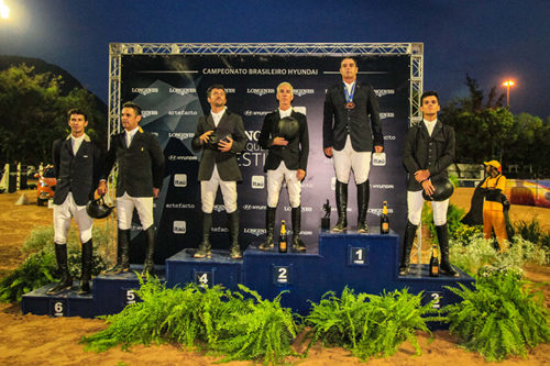 Pedro Paulo é bi e Mario Appel, 4º, no GP Longines Troféu Roberto Marinho