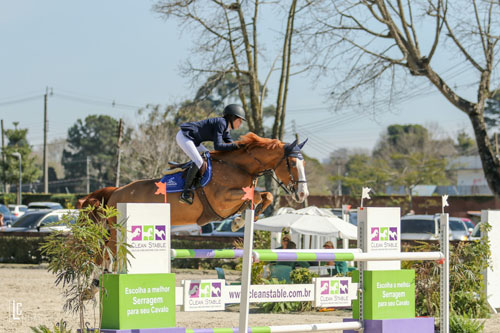 Juliana Salles Amaral comemora o vice-campeonato brasileiro Mirim 2016