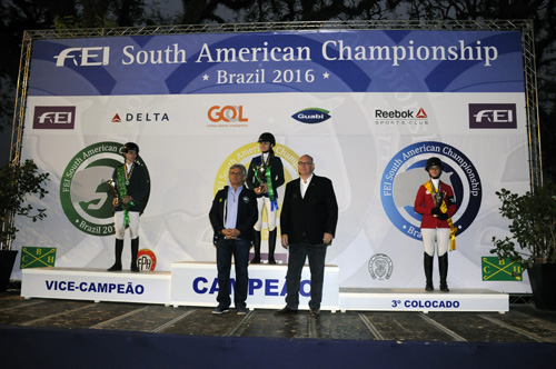 Marcelo Gozzi e Cathaar Z são vice-campeões Sul Americanos Pré Junior 2016