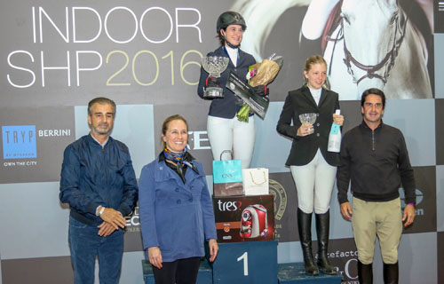 Flavia Lopes é campeã, Pedro e Maria são vices na série 1,10m do Longines Indoor