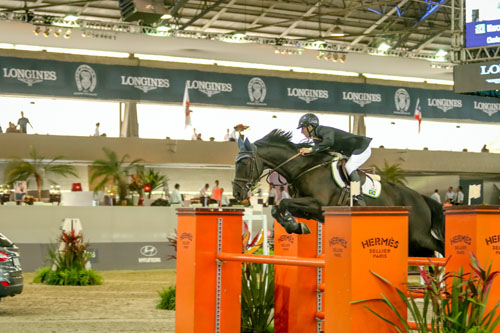 Marcelo Gozzi fica em 3º a 1,30m no Longines Indoor. Confira os outros pódios