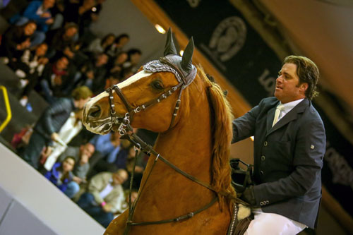 José Roberto e Azrael brilham no Longines Indoor e faturam o Prêmio Hyundai