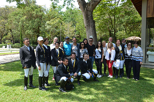 Vencedores da 5ª Etapa da Copa Santo Amaro de Adestramento em foco