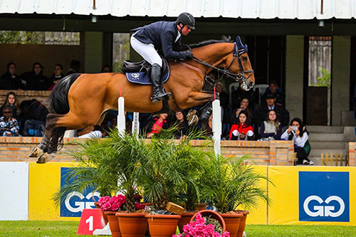 Zé Roberto emplaca em 2º no Prêmio Gerdau no 48º The Best Jump em POA