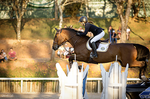 Karina Goldmann Torres papa o título Paulista Amazonas Top e Lucinha Rivas é bronze