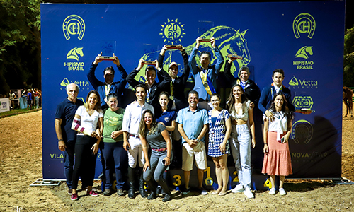 Gustavo Mourão vence Clássico na Final do Torneio de Verão; Cesinha é vice